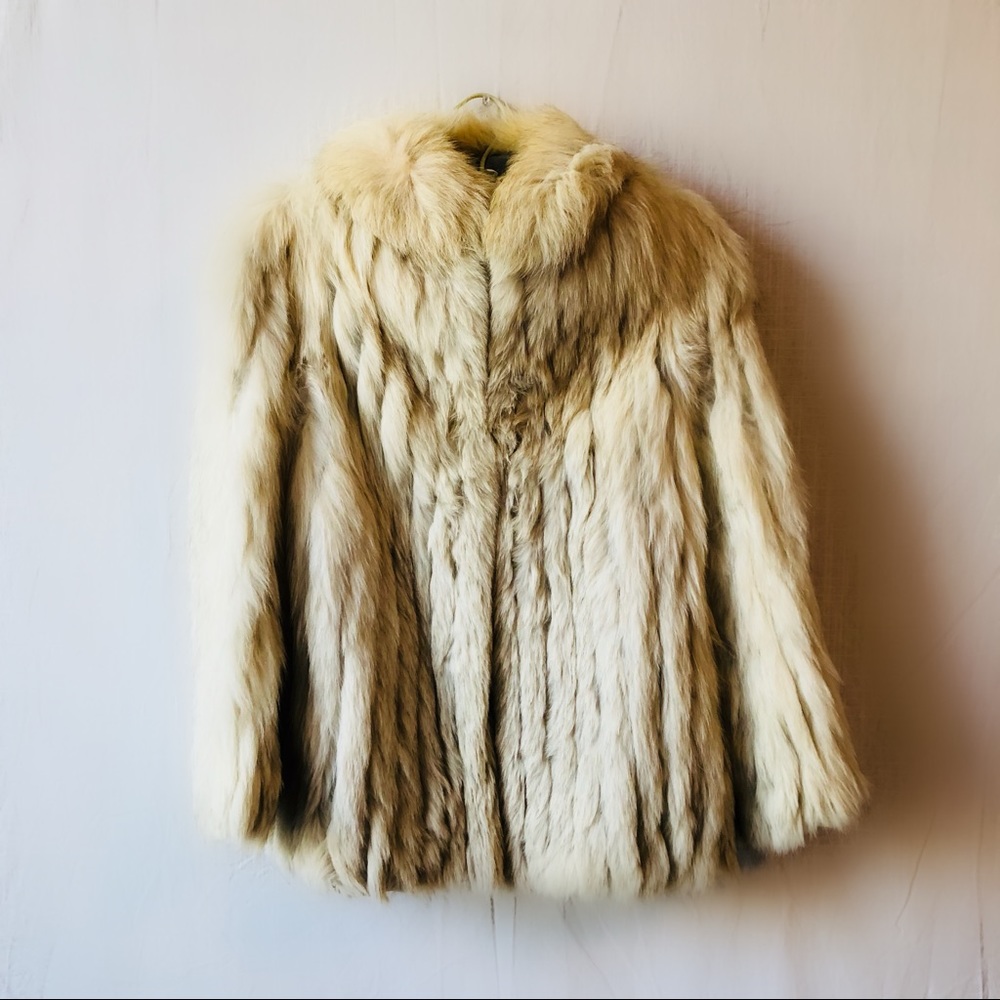 *SOLD* Vintage Blue Fox - White Fur Coat
